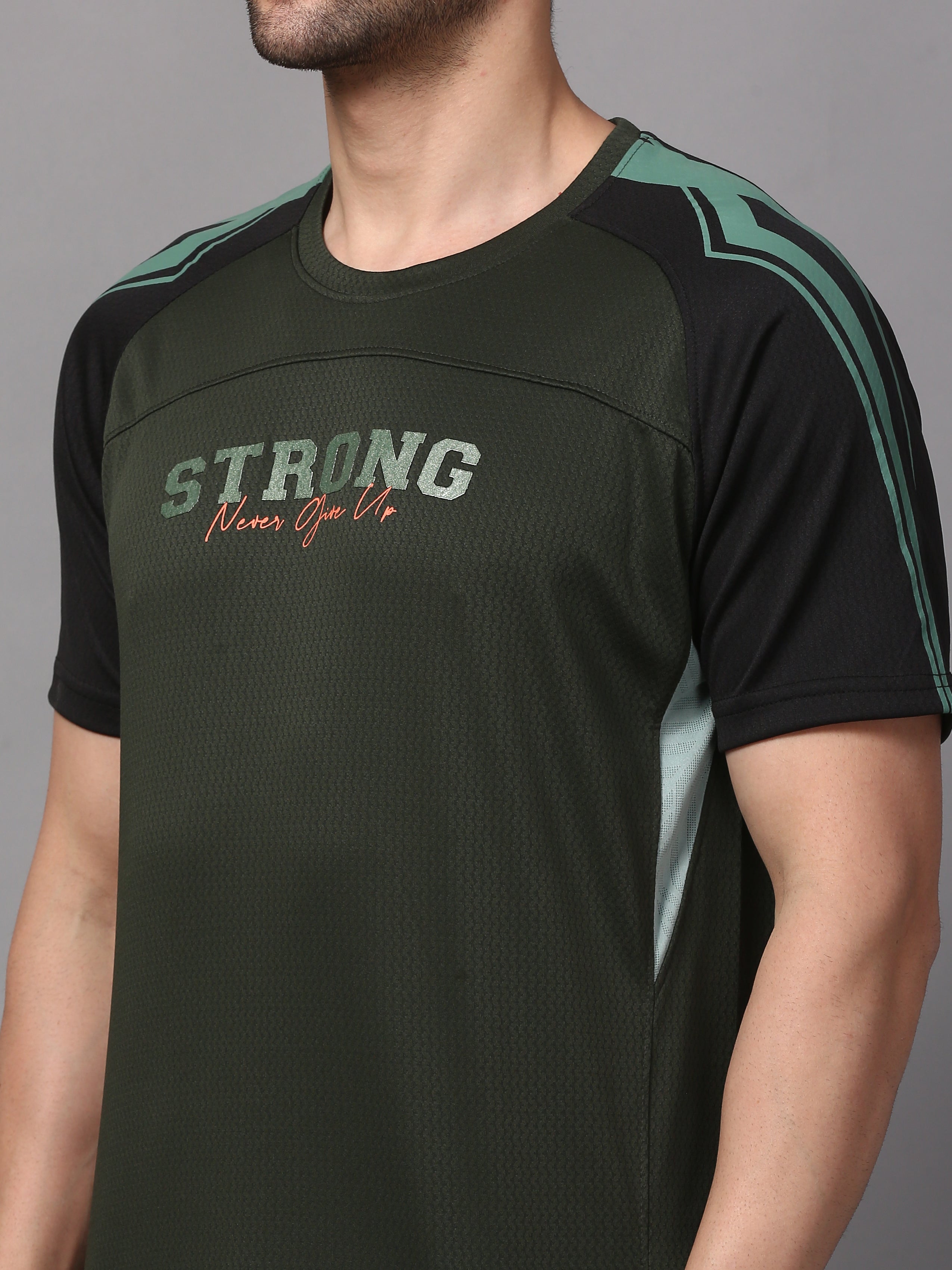 Men's Essential Soft Round Neck T-Shirt