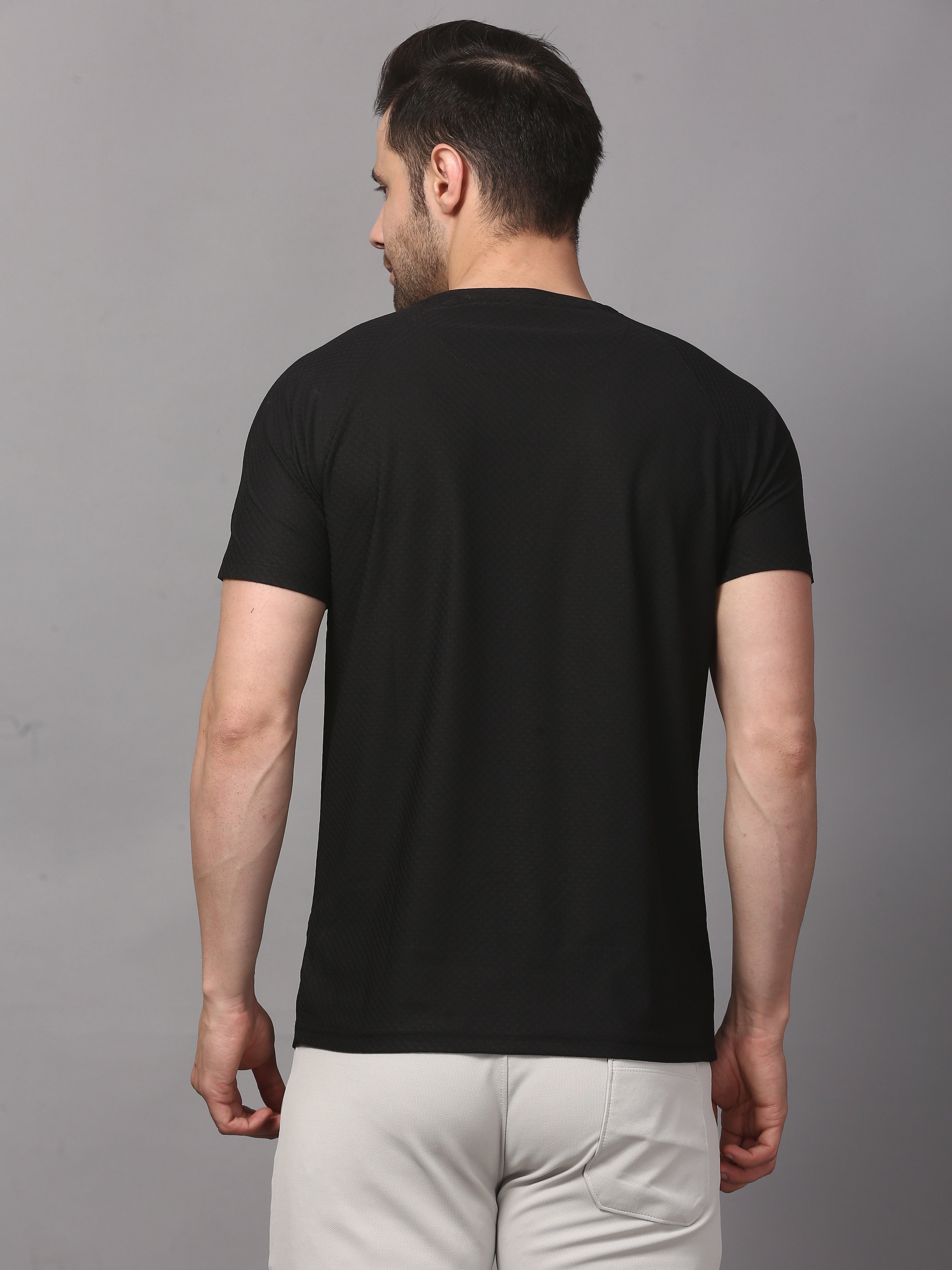 Men’s T-Shirt Round Neck Pullover Sports Performance Tee (Black)