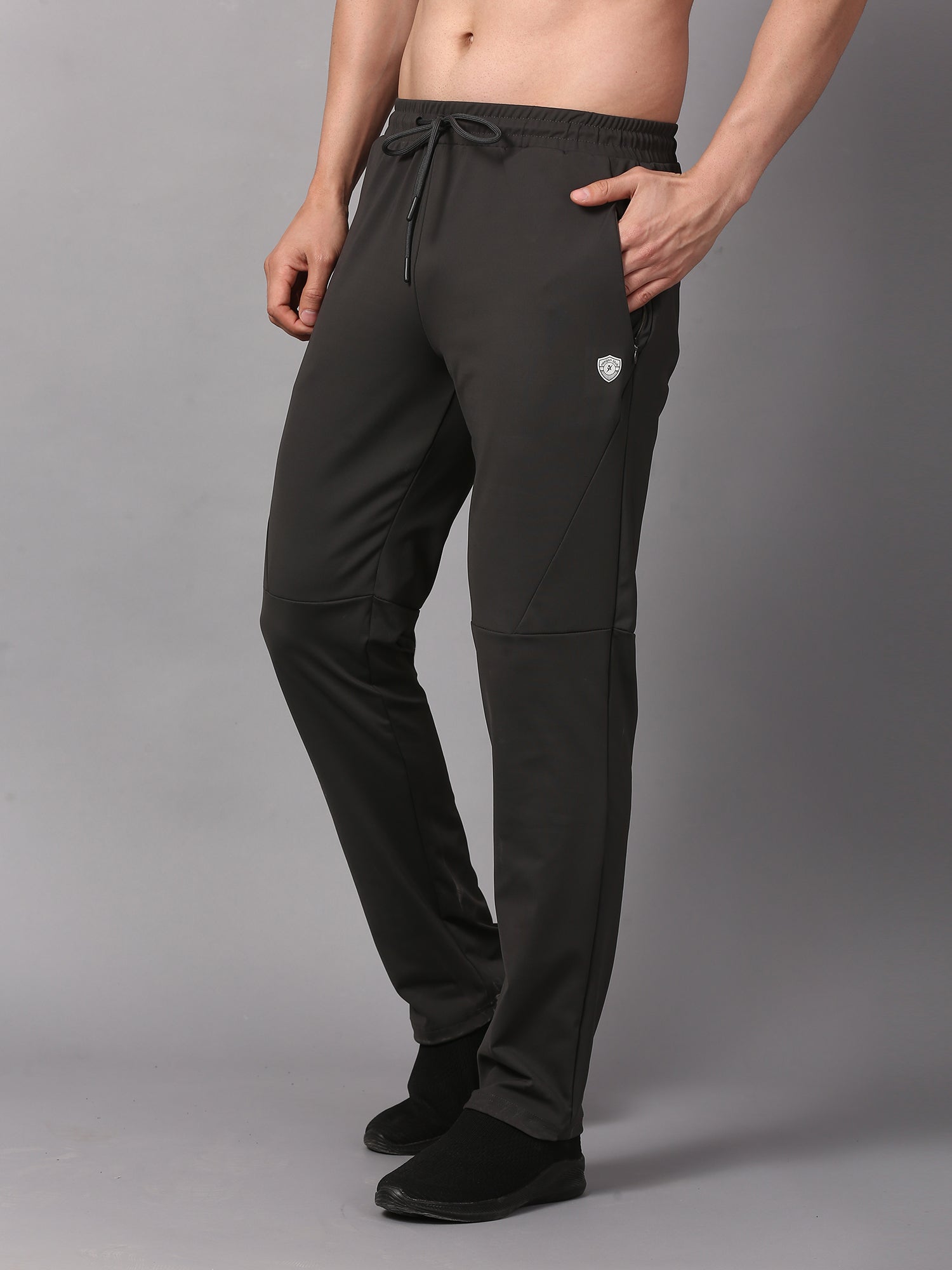 Trackpants with a drawstring and pockets