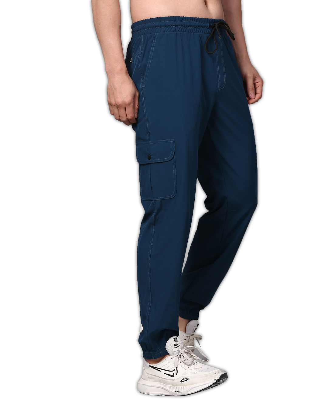 Cargo pants with pockets