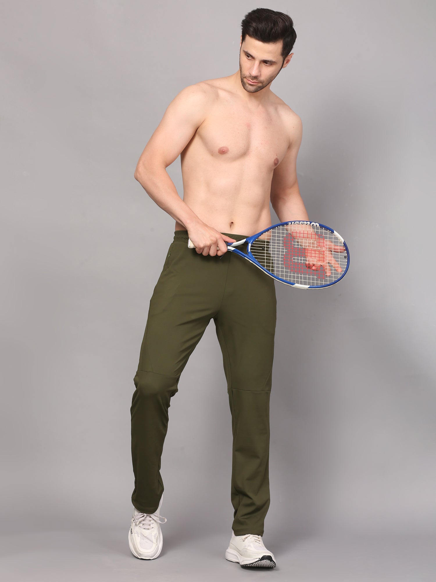 Trackpants with a drawstring and pockets