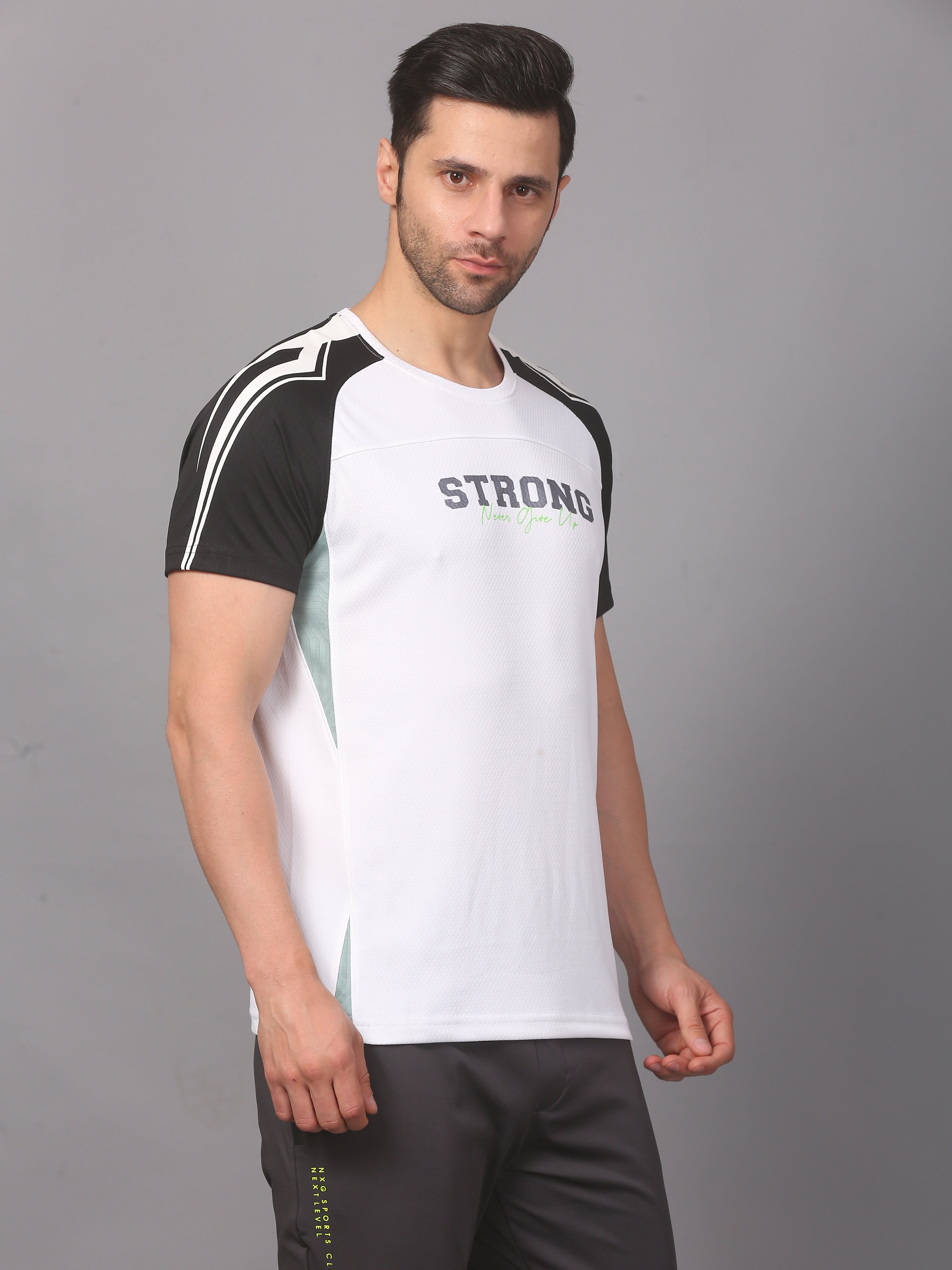 Men's Essential Soft Round Neck T-Shirt