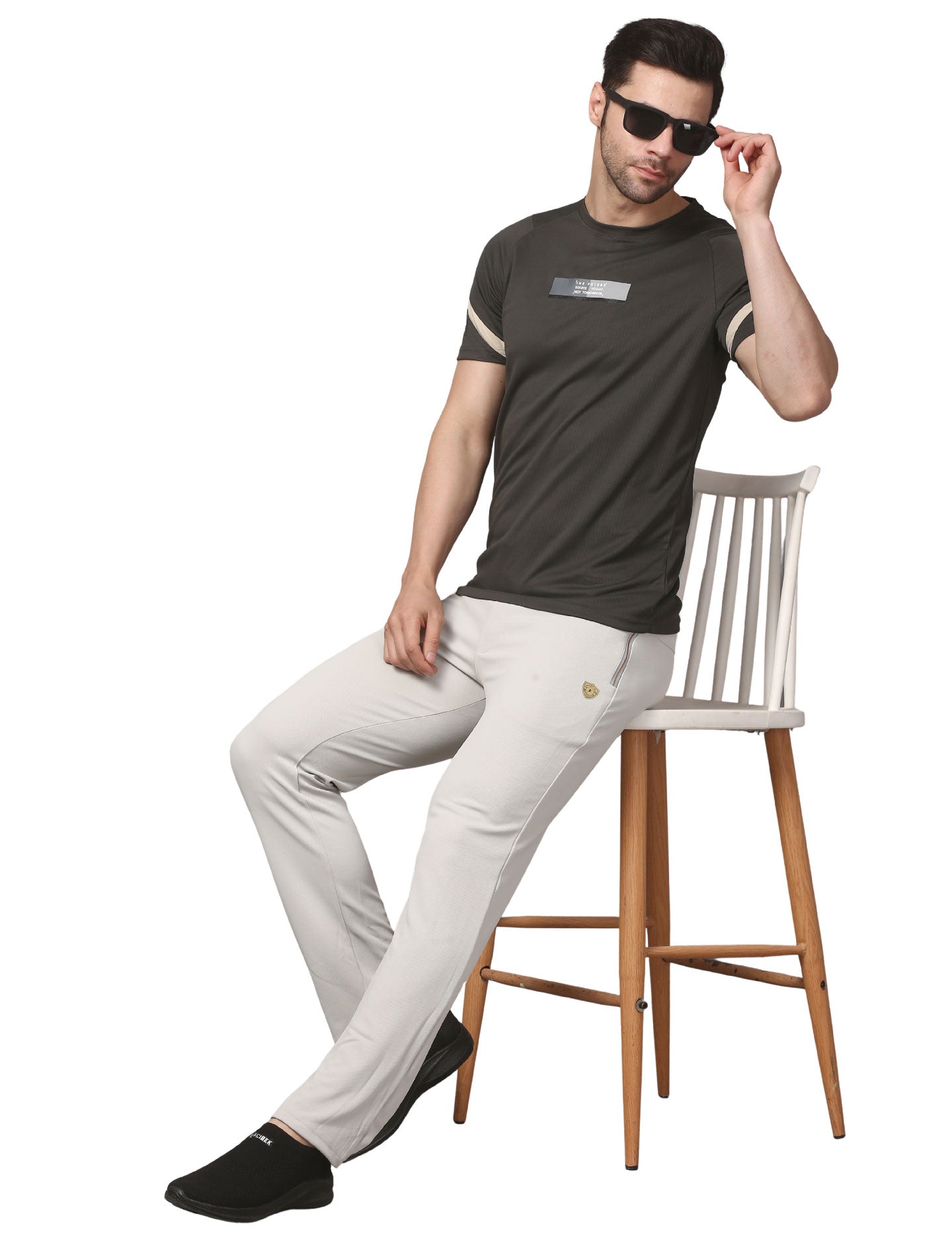 Men's  Rapid Dry Athletic T-Shirt with Raglan Sleeves & Chest Print CHARCOAL