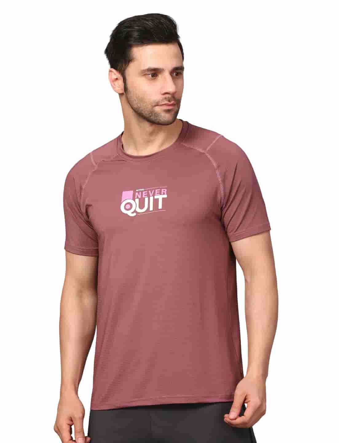 Men's Rapid Dry Athletic T-Shirt with "NEVER QUIT" Slogan Print MOSA