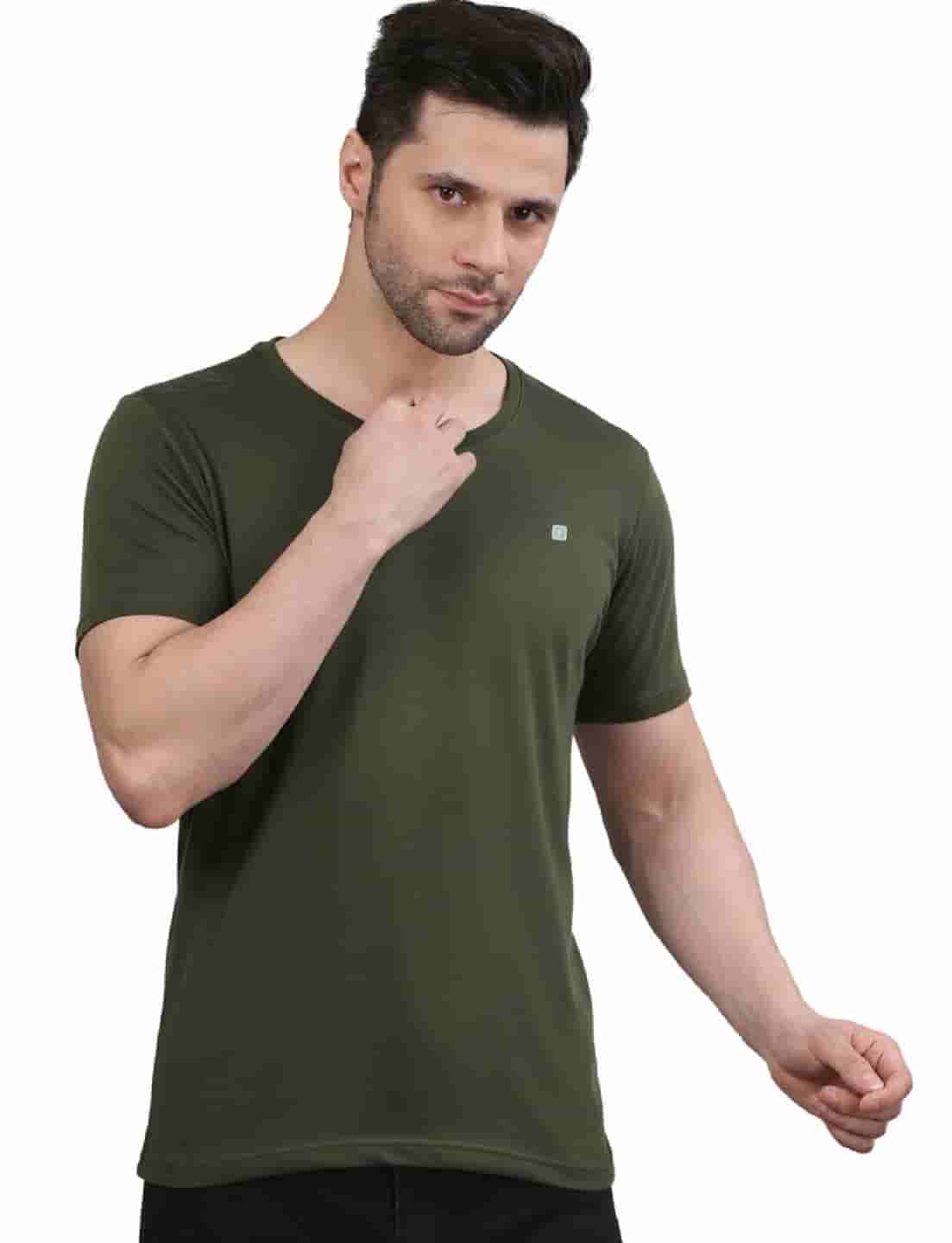 Men's Solid Crew Neck Performance T-Shirt