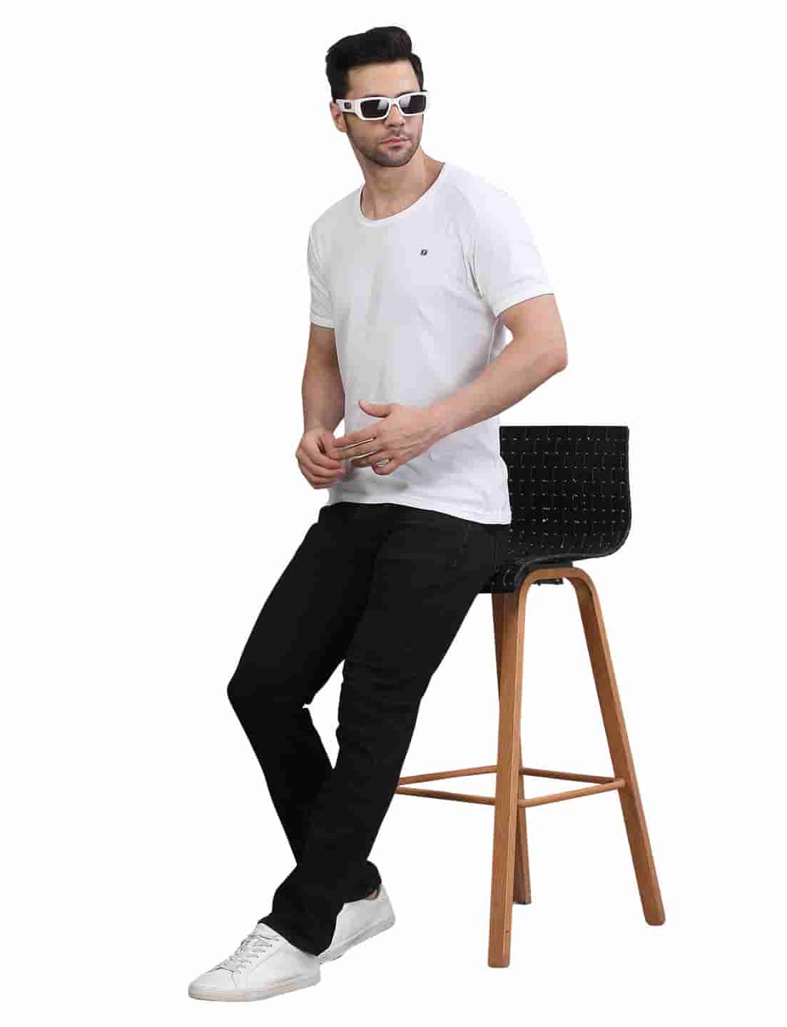 Men's Solid Crew Neck Performance T-Shirt
