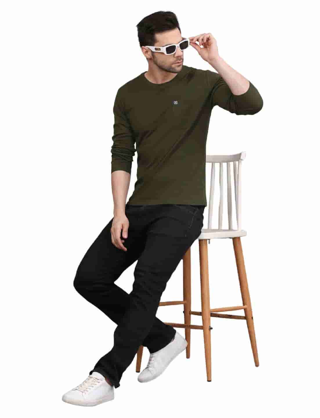 Men's Solid Long Sleeve Cotton T-Shirt with Chest Pocket