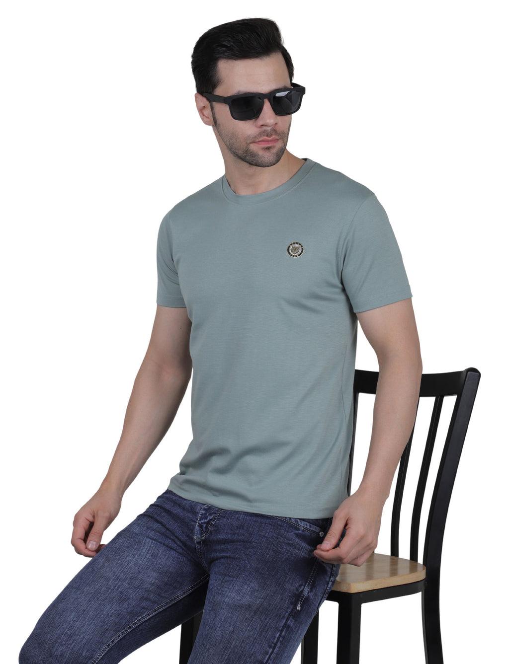 Men's Organic Cotton Crew Neck T-Shirt with Compass Logo Patch